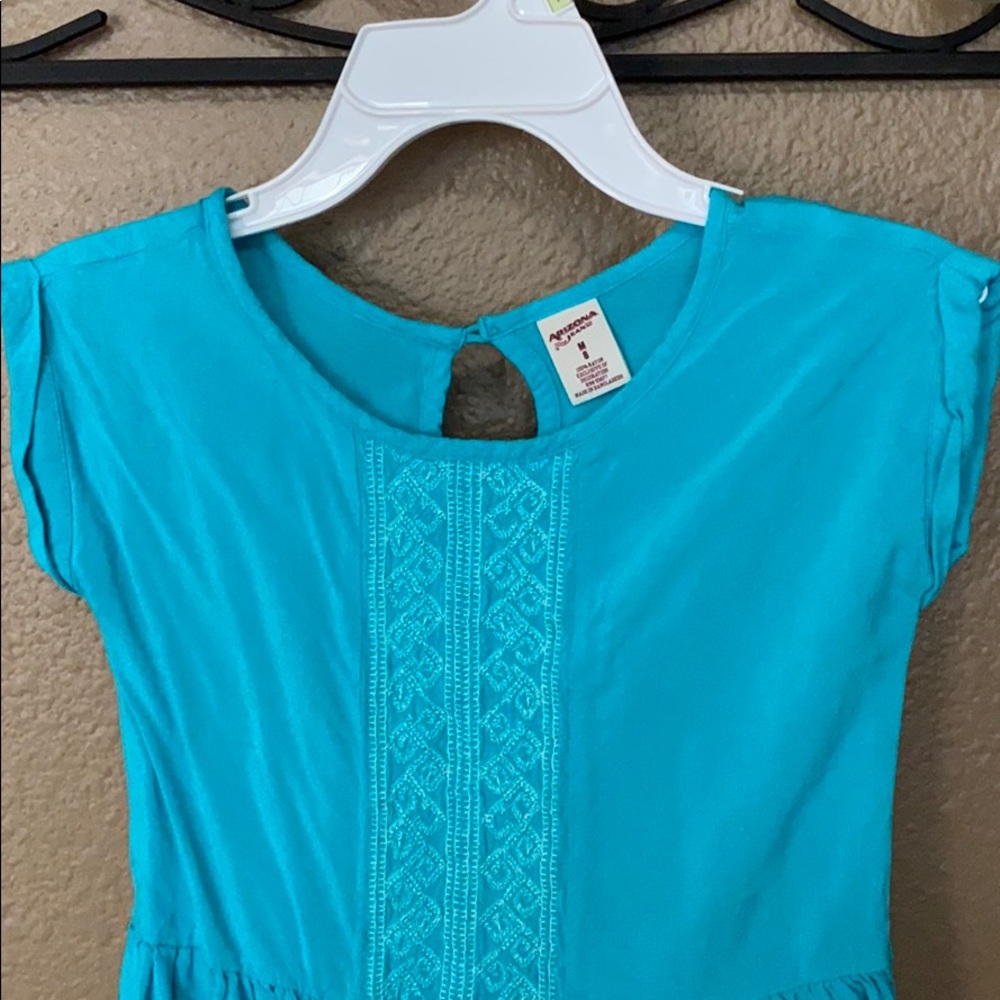 Top - Picture 2 of 3